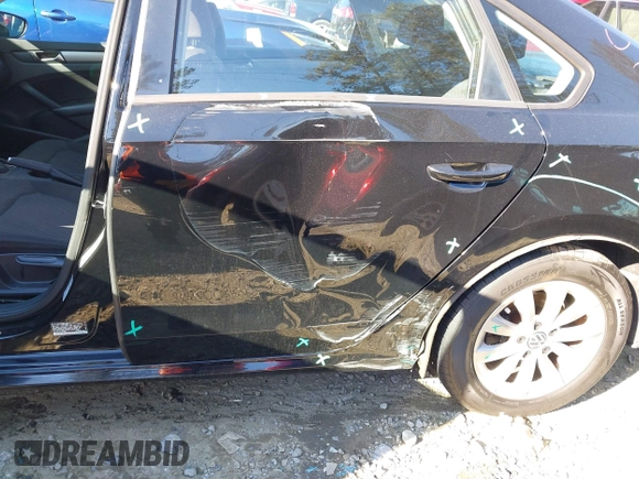 2012 Volkswagen Passat S with VIN 1VWAP7A33CC016291, listed as a IAAI auction lot 41394584 with 245,988 mi miles and . Bid and sale history available at DreamBid. Image 6.