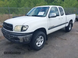2001 Toyota Tundra SR5 with VIN 5TBRN34161S216827, listed as a IAAI auction lot 41942730 with 204,185 mi miles and . Bid and sale history available at DreamBid. Image 21.