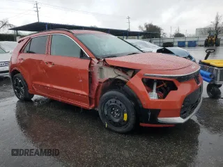 2023 Kia Niro Wave with VIN KNDCT3L13P5021223, listed as a Copart auction lot 47234065 with 40,310 mi miles and Salvage Title. Bid and sale history available at DreamBid. Image 4.