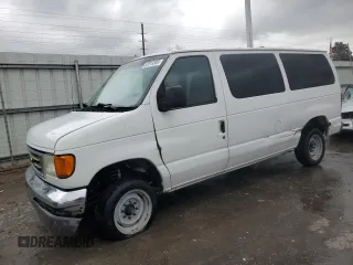 2006 Ford Econoline Passenger XL with VIN 1FBNE31L26DA19530, listed as a Copart auction lot 52019385 with 178,722 mi miles and Salvage Title. Bid and sale history available at carsss.com. Image 1.