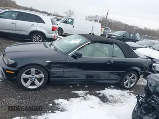 2006 BMW 3 Series 325Ci with VIN WBABW33476PX88778, listed as a IAAI auction lot 41305627 with 137,677 mi miles and . Bid and sale history available at carsss.com. Image 14.