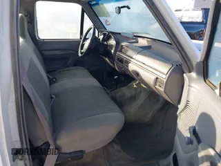 1995 Ford F-150 with VIN 2FTEF14Y5SCA62046, listed as a IAAI auction lot 41894626 with 1 mi miles. Bid and sale history available at carsss.com. Image 5.