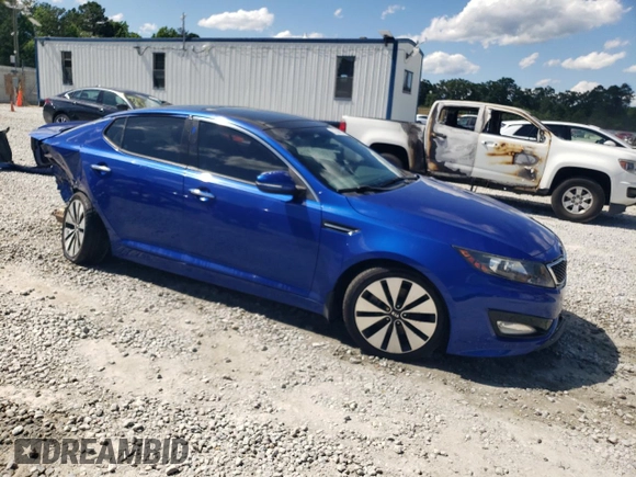 2013 Kia Optima SX z VIN 5XXGR4A63DG181193, wystawiony jako Copart lot #57774095 z przebiegiem 84 916 mil mil oraz Szkoda całkowita • Salvage title. Historia ofert i sprzedaży dostępna na DreamBid. Obrazek 4.