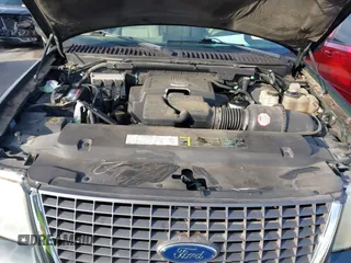 2004 Ford Expedition Special Service with VIN 1FMPU16L94LB32877, listed as a IAAI auction lot 41138422 with 181,962 mi miles. Bid and sale history available at carsss.com. Image 10.