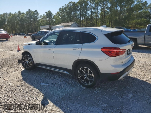 2022 BMW X1 sDrive28i with VIN WBXJG7C07N5V29446, listed as a Copart auction lot 81912684 with 46,234 mi miles and Salvage Title. Bid and sale history available at carsss.com. Image 2.