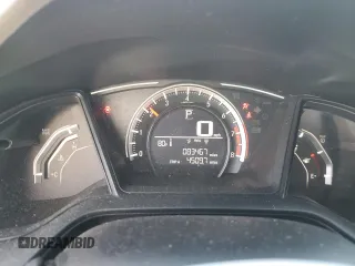 2017 Honda Civic LX z VIN 19XFC2F50HE032708, wystawiony jako Copart lot #52510535 z przebiegiem 83 467 mil mil oraz Szkoda całkowita • Salvage title. Historia ofert i sprzedaży dostępna na DreamBid. Obrazek 9.