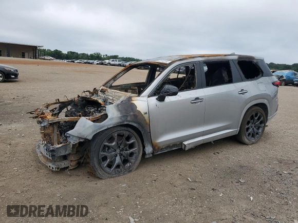 2025 Lexus TX 500h F Sport Premium z VIN 5TDABAB69SS009558, wystawiony jako Copart lot #62242295 z przebiegiem Nie podano mil oraz Nie do naprawy • Non repairable. Historia ofert i sprzedaży dostępna na DreamBid. Obrazek 1.