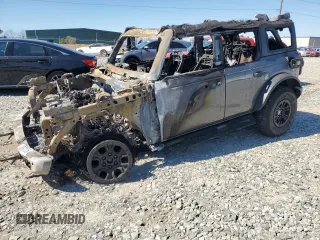 2023 Ford Bronco with VIN 1FMEE5DP0PLA82957, listed as a Copart auction lot 46876635 with 0 mi miles and Non Repairable. Bid and sale history available at carsss.com. Image 1.
