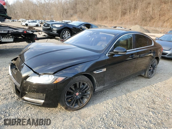 2018 Jaguar XF 25t Prestige with VIN SAJBE4FX4JCY59356, listed as a Copart auction lot 49068025 with 49,486 mi miles and Salvage Title. Bid and sale history available at carsss.com. Image 1.
