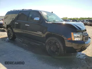 2014 Chevrolet Suburban LT with VIN 1GNSCJE04ER156583, listed as a Copart auction lot 73730364 with 243,131 mi miles and Clean Title. Bid and sale history available at carsss.com. Image 4.