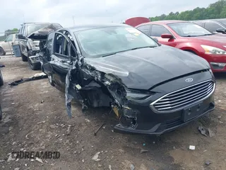 2020 Ford Fusion SE with VIN 3FA6P0LU9LR234832, listed as a IAAI auction lot 42092141 with 54,866 mi miles and . Bid and sale history available at carsss.com. Image 1.