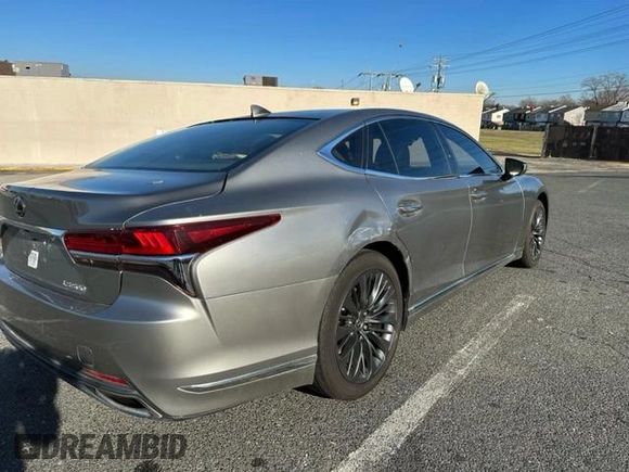 2019 Lexus LS 500 z VIN JTHB51FF5K5006988, wystawiony jako Copart lot #72886392 z przebiegiem Nie podano mil oraz . Historia ofert i sprzedaży dostępna na DreamBid. Obrazek 4.