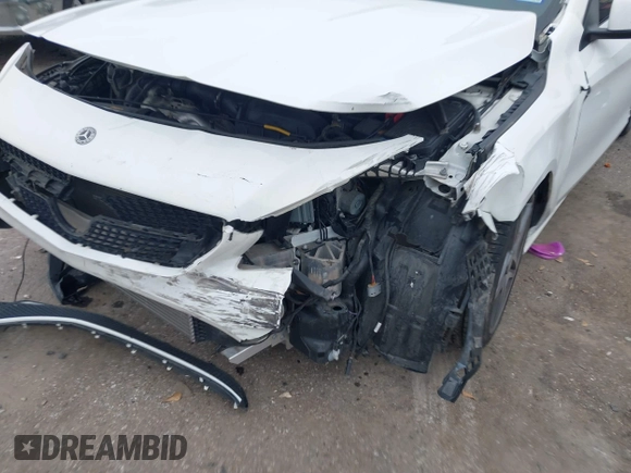 2019 Mercedes-Benz CLA 250 z VIN WDDSJ4EB1KN719681, wystawiony jako IAAI lot #41621921 z przebiegiem 35 672 mil mil oraz . Historia ofert i sprzedaży dostępna na DreamBid. Obrazek 6.