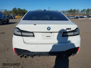 2019 BMW M5 Competition with VIN WBSJF0C57KB285614, listed as a IAAI auction lot 39011419 with 1 mi miles. Bid and sale history available at carsss.com. Image 15.