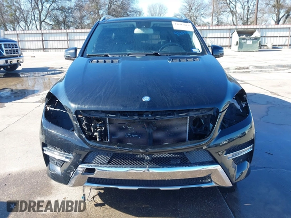 2015 Mercedes-Benz M 400 with VIN 4JGDA5GB1FA510309, listed as a IAAI auction lot 41603810 with 109,391 mi miles and . Bid and sale history available at DreamBid. Image 13.