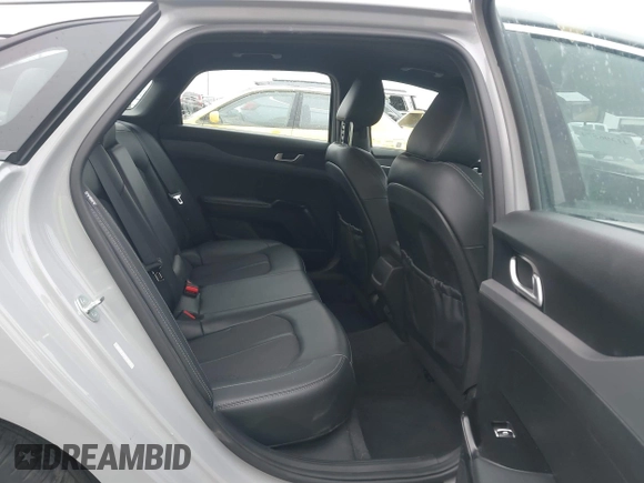 2024 Kia K5 GT-Line z VIN 5XXG64J29RG237148, wystawiony jako IAAI lot #41396574 z przebiegiem 22 926 mil mil oraz . Historia ofert i sprzedaży dostępna na DreamBid. Obrazek 8.