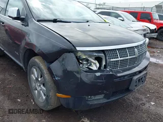 2007 Lincoln MKX with VIN 2LMDU88C07BJ16195, listed as a IAAI auction lot 42085655 with 228,615 mi miles. Bid and sale history available at carsss.com. Image 6.