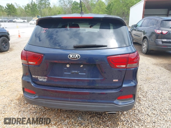 2019 Kia Sorento LX with VIN 5XYPG4A32KG505075, listed as a IAAI auction lot 41918622 with 103,650 mi miles. Bid and sale history available at carsss.com. Image 15.