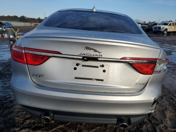 2016 Jaguar XF 35t Premium with VIN SAJBD4BVXGCY14583, listed as a Copart auction lot 41823935 with 74,672 mi miles and Salvage Title. Bid and sale history available at carsss.com. Image 6.