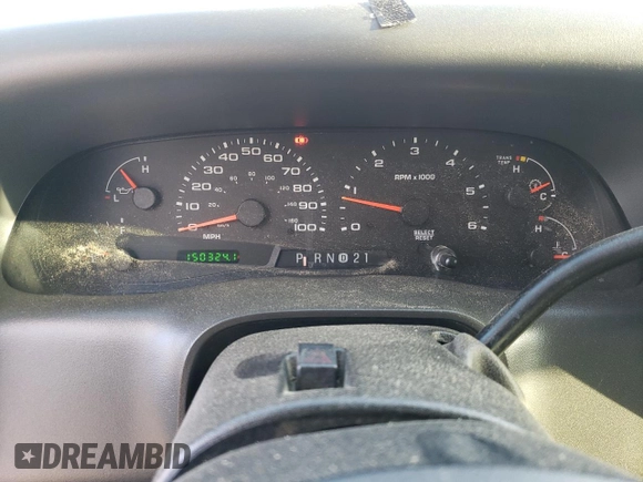 2002 Ford F-250 XL with VIN 1FTNX20L32ED10043, listed as a Copart auction lot 82608574 with 150,324 mi miles and Salvage title. Bid and sale history available at DreamBid. Image 9.