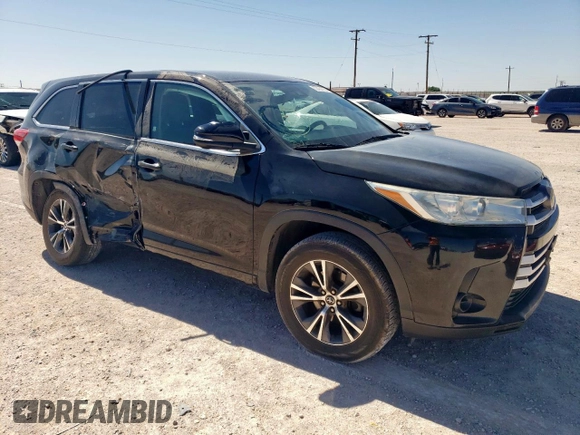 2018 Toyota Highlander LE with VIN 5TDZARFH1JS040530, listed as a Copart auction lot 57434705 with 112,912 mi miles and Salvage title. Bid and sale history available at DreamBid. Image 4.