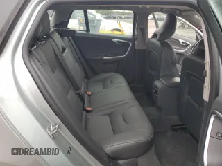 2018 Volvo V60 Dynamic with VIN YV140MEL7J2383656, listed as a Copart auction lot 81124364 with 28,743 mi miles and Salvage Title. Bid and sale history available at carsss.com. Image 10.