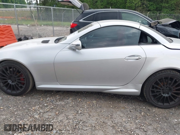 2011 Mercedes-Benz SLK with VIN WDBWK5JA3BF238884, listed as a IAAI auction lot 42092753 with 94,744 mi miles and . Bid and sale history available at DreamBid. Image 15.