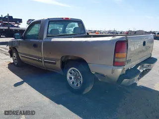 2000 Chevrolet Silverado 1500 with VIN 1GCEC14W4YZ141940, listed as a IAAI auction lot 41702750 with 1 mi miles. Bid and sale history available at carsss.com. Image 3.