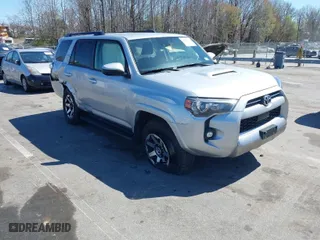 2022 Toyota 4Runner TRD Off Road with VIN JTEPU5JR4N6023357, listed as a IAAI auction lot 41852939 with 46,403 mi miles. Bid and sale history available at carsss.com. Image 1.