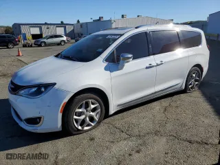 2020 Chrysler Pacifica Limited with VIN 2C4RC1GG7LR171829, listed as a Copart auction lot 49294445 with 113,015 mi miles and Clean Title. Bid and sale history available at carsss.com. Image 1.