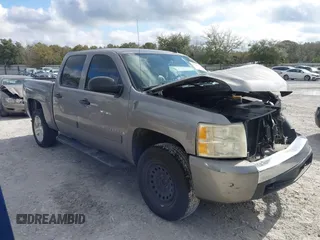 2007 Chevrolet Silverado 1500 LT w/1LT with VIN 3GCEC13J27G510315, listed as a IAAI auction lot 41509767 with 273,602 mi miles. Bid and sale history available at carsss.com. Image 1.