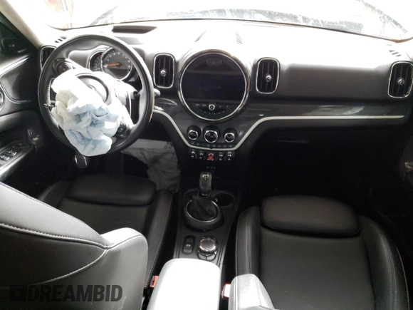 2018 MINI Countryman Cooper S with VIN WMZYT5C35J3E61064, listed as a Copart auction lot 70121724 with 0 mi miles and Clean Title. Bid and sale history available at carsss.com. Image 8.