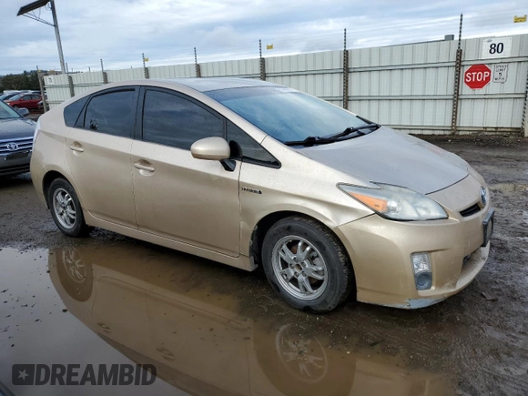 2011 Toyota Prius I with VIN JTDKN3DUXB0318512, listed as a Copart auction lot 82450914 with 193,951 mi miles and Salvage Title. Bid and sale history available at DreamBid. Image 4.