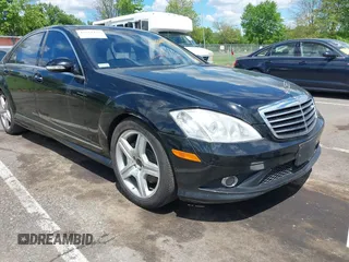 2008 Mercedes-Benz S 5.5L V8 with VIN WDDNG86X58A185159, listed as a IAAI auction lot 42221426 with 186,516 mi miles. Bid and sale history available at carsss.com. Image 1.