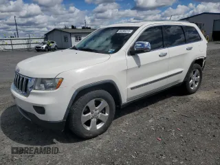 2011 Jeep Grand Cherokee Limited z VIN 1J4RR5GT1BC641695, wystawiony jako Copart lot #56396315 z przebiegiem 152 309 mil mil oraz Szkoda całkowita • Salvage title. Historia ofert i sprzedaży dostępna na DreamBid. Obrazek 1.