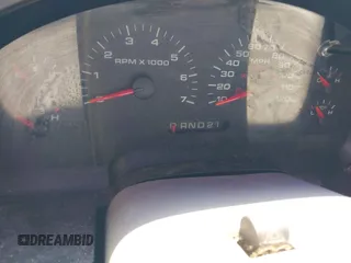 2005 Ford F-150 XLT с VIN 1FTPX12505FA89971, выставлен на аукционе IAAI как лот 42552648 с пробегом Не указан миль и . История ставок и продаж доступна на DreamBid. Изображение 7.