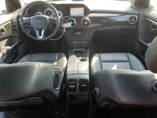 2013 Mercedes-Benz GLK 250 with VIN WDCGG0EB6DG140369, listed as a Copart auction lot 67485684 with 181,384 mi miles and Clean Title. Bid and sale history available at DreamBid. Image 8.