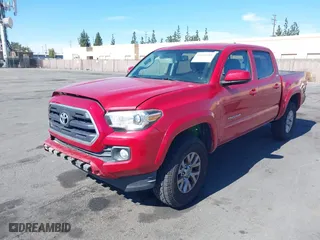 2016 Toyota Tacoma SR with VIN 3TMCZ5AN8GM035418, listed as a IAAI auction lot 41651018 with 171,498 mi miles. Bid and sale history available at carsss.com. Image 18.