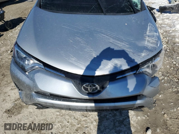 2018 Toyota RAV4 LE with VIN 2T3BFREV6JW753979, listed as a Copart auction lot 42502195 with Not Provided miles and Clean Title. Bid and sale history available at DreamBid. Image 13.