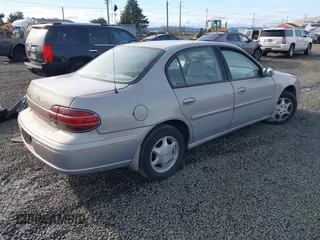 1999 Oldsmobile Cutlass GLS z VIN 1G3NG52M4X6319701, wystawiony jako IAAI lot #41616474 z przebiegiem 177 667 mil mil oraz . Historia ofert i sprzedaży dostępna na DreamBid. Obrazek 4.