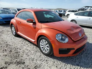 2019 Volkswagen Beetle S с VIN 3VWFD7AT9KM712147, выставлен на аукционе Copart как лот 51871395 с пробегом 39 831 миль миль и Списание • Salvage title. История ставок и продаж доступна на DreamBid. Изображение 4.