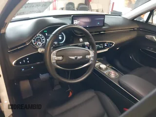2025 Genesis GV70 2.5T z VIN 5NMMADTB9SH025307, wystawiony jako IAAI lot #42454804 z przebiegiem 20 799 mil mil oraz . Historia ofert i sprzedaży dostępna na DreamBid. Obrazek 18.