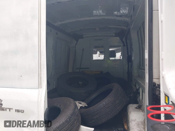2016 Ford Transit с VIN 1FTYE2CM7GKA06309, выставлен на аукционе IAAI как лот 42212650 с пробегом 309 520 миль миль и . История ставок и продаж доступна на DreamBid. Изображение 8.