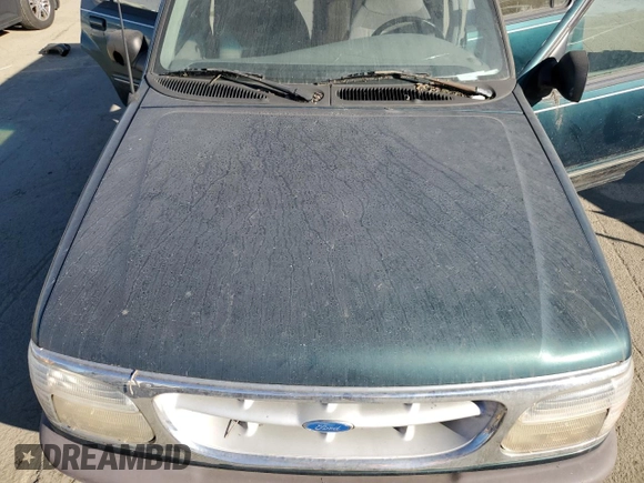 1996 Ford Explorer XL z VIN 1FMDU34X0TUC31973, wystawiony jako Copart lot #87892655 z przebiegiem 142 774 mil mil oraz Tytuł czysty. Historia ofert i sprzedaży dostępna na DreamBid. Obrazek 11.