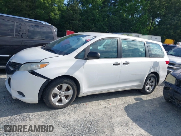 2017 Toyota Sienna L z VIN 5TDZZ3DC2HS791742, wystawiony jako IAAI lot #42254128 z przebiegiem 236 332 mil mil oraz . Historia ofert i sprzedaży dostępna na DreamBid. Obrazek 14.