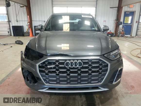 2021 Audi SQ5 Premium Plus with VIN WA1A4AFYXM2088832, listed as a Copart auction lot 79975924 with 3,984 mi miles and Salvage Title. Bid and sale history available at carsss.com. Image 5.