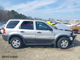 2002 Ford Escape XLT Choice with VIN 1FMYU03192KA79795, listed as a IAAI auction lot 41516066 with 1 mi miles. Bid and sale history available at carsss.com. Image 12.