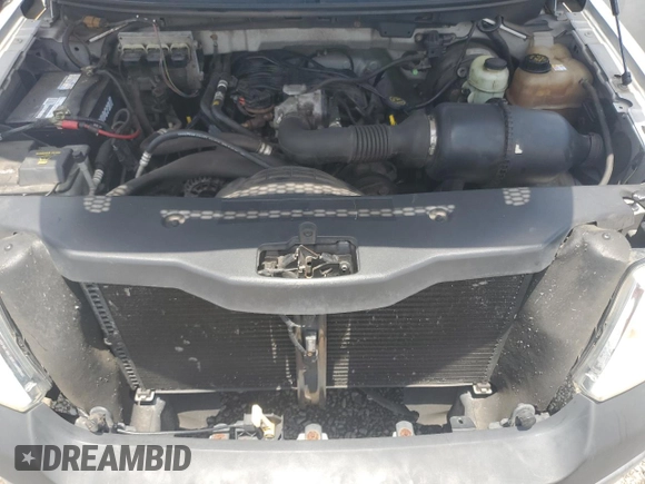 2005 Ford F-150 XL with VIN 1FTRF12235NA64960, listed as a Copart auction lot 60068805 with 251,918 mi miles and Clean title. Bid and sale history available at DreamBid. Image 11.