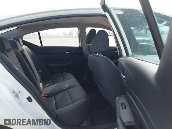 2020 Nissan Altima S z VIN 1N4BL4BV7LC250182, wystawiony jako IAAI lot #41525288 z przebiegiem 84 641 mil mil oraz . Historia ofert i sprzedaży dostępna na DreamBid. Obrazek 8.
