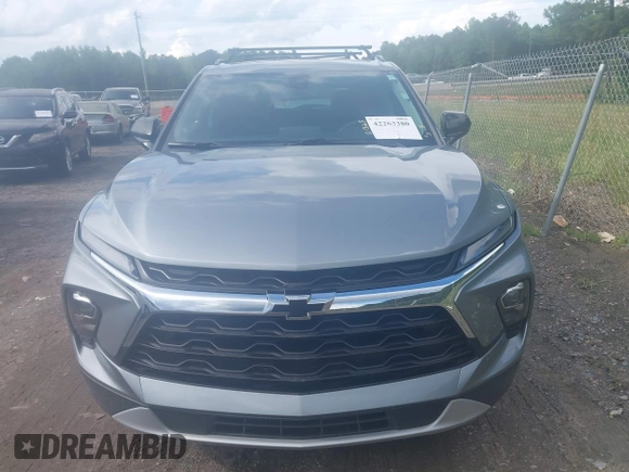 2024 Chevrolet Blazer LT z VIN 3GNKBCR46RS282636, wystawiony jako IAAI lot #42263380 z przebiegiem 17 412 mil mil oraz . Historia ofert i sprzedaży dostępna na DreamBid. Obrazek 12.